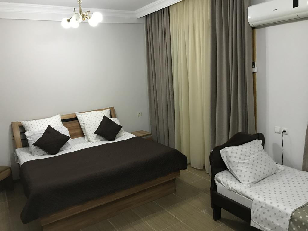 Smak Hotel Kobuleti Exterior foto