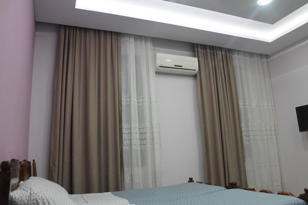 Smak Hotel Kobuleti Exterior foto